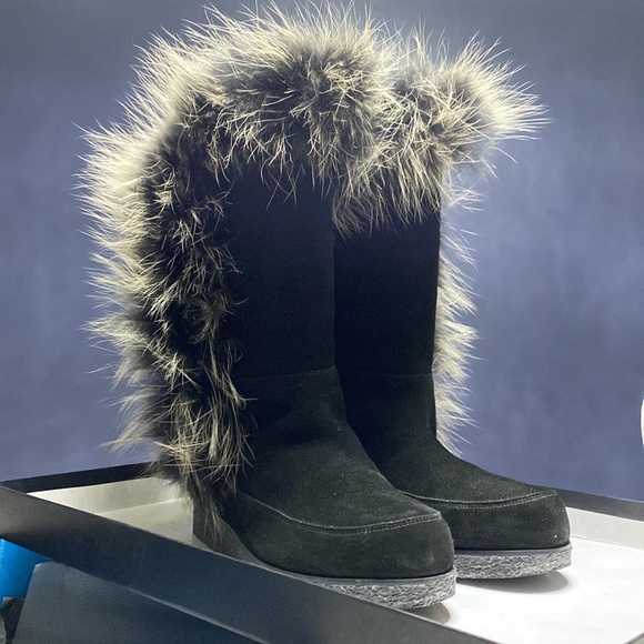 Real Fur Calf Winter Boots/Size 8 - Picture 4 of 14